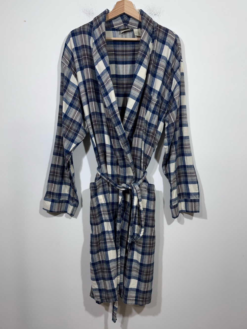 L.L. Bean Scotch Plaid Flannel Robe Mens size XL Reg Cream Blue Comfy